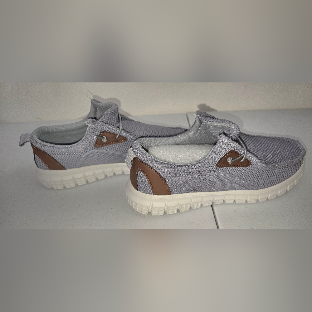 Womens Casual Gray and Brown Shoes 8.5